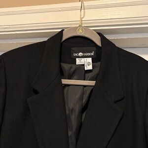 Sag Harbor Women's Elegant Black Blazer